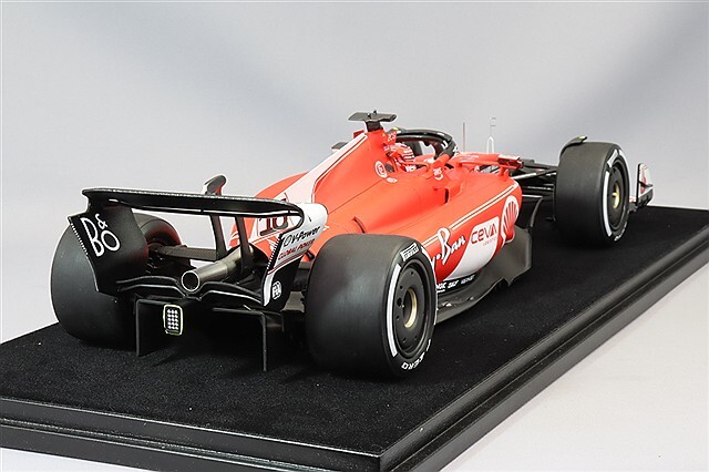 ルックスマート 1/18 スクーデリア フェラーリ SF23 2023 F1 
