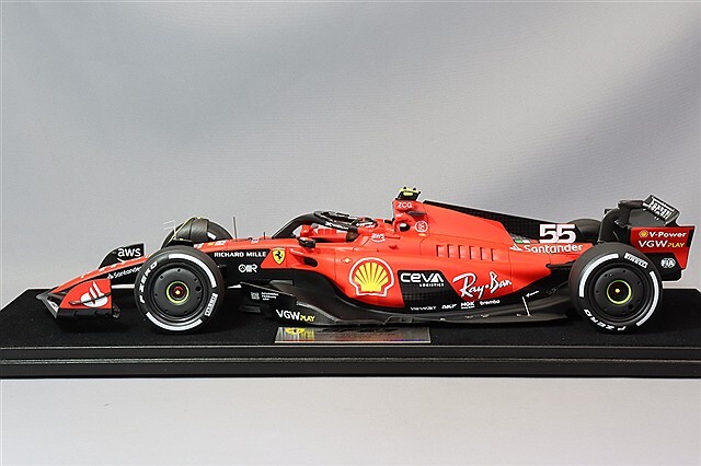 ルックスマート 1/18 スクーデリア フェラーリ SF-23 2023 F1
