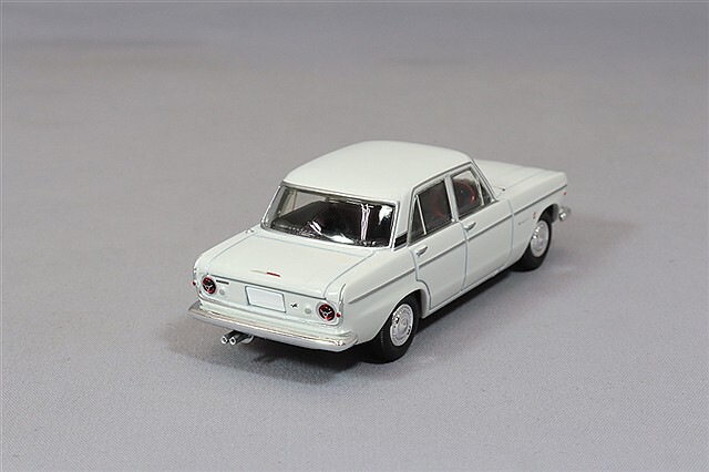 トミカリミテッドヴィンテージ 1/64 日産 プリンス スカイライン