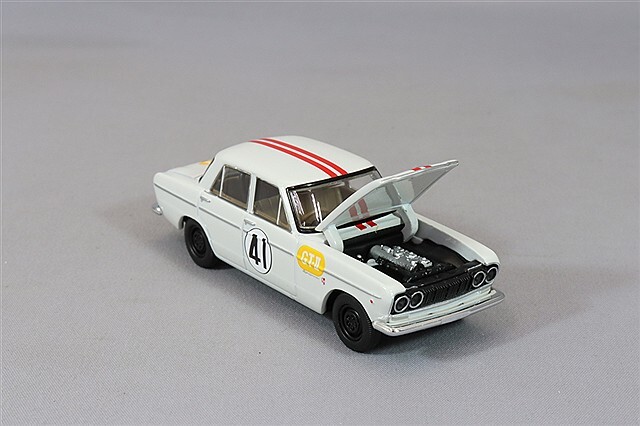 トミカリミテッドヴィンテージ 1/64 プリンス スカイラインGT