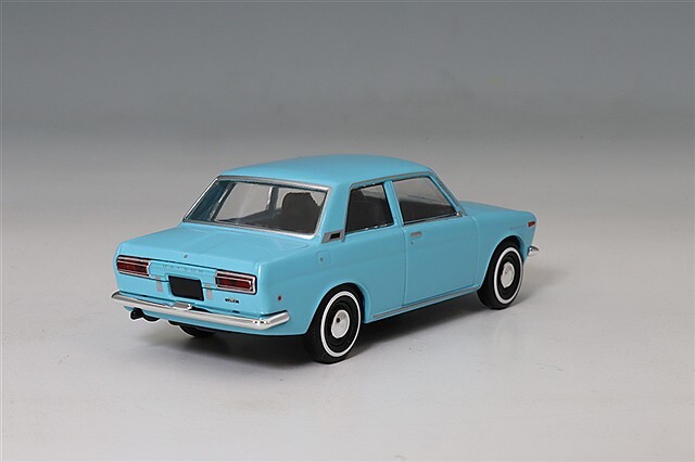トミカリミテッドヴィンテージ 1/64 ダットサン 510 2ドアセダン 北米