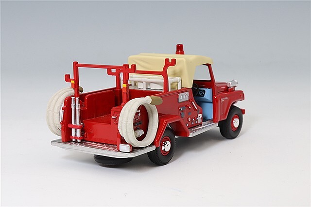 トミカリミテッドヴィンテージ 1/64 日産 パトロール ポンプ消防車