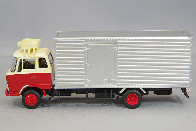 トミカリミテッドヴィンテージ NEO 1/64 日野 レンジャー KL545 パネルバン