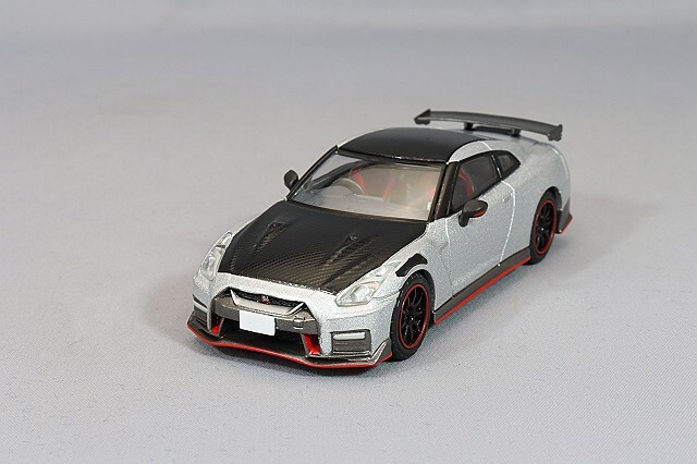 トミカリミテッドヴィンテージ NEO 1/64 日産 GT-R ニスモ スペシャル 