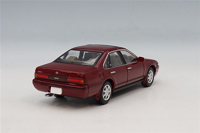 トミカリミテッドヴィンテージ NEO 1/64 日産 セフィーロ タウンライド