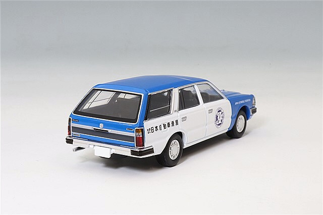 トミカリミテッドヴィンテージ NEO 1/64 日産 セドリック バン V20E