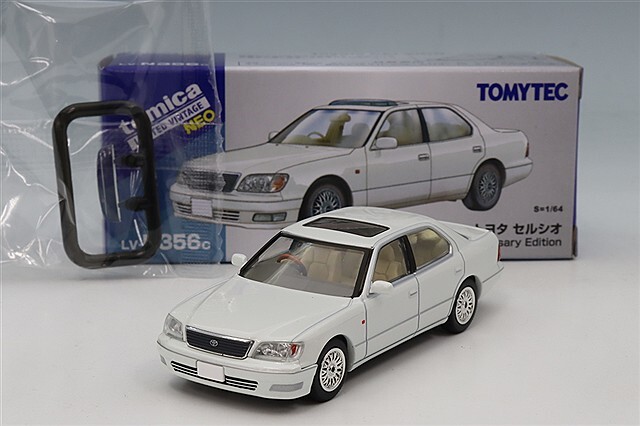 トミカリミテッドヴィンテージ NEO 1/64 トヨタ セルシオ C仕様 10周年