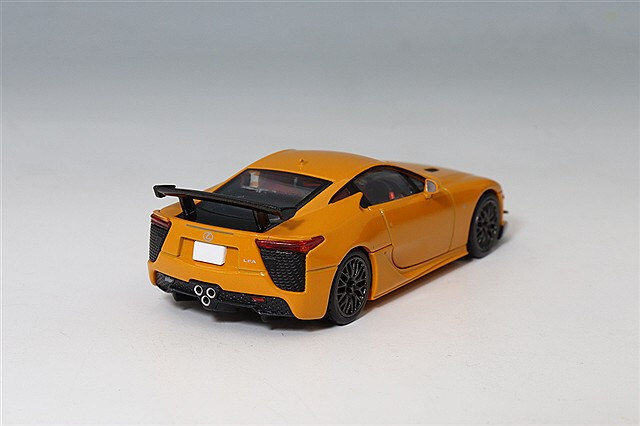 トミカリミテッドヴィンテージ NEO 1/64 レクサス LFA ニュルブルク