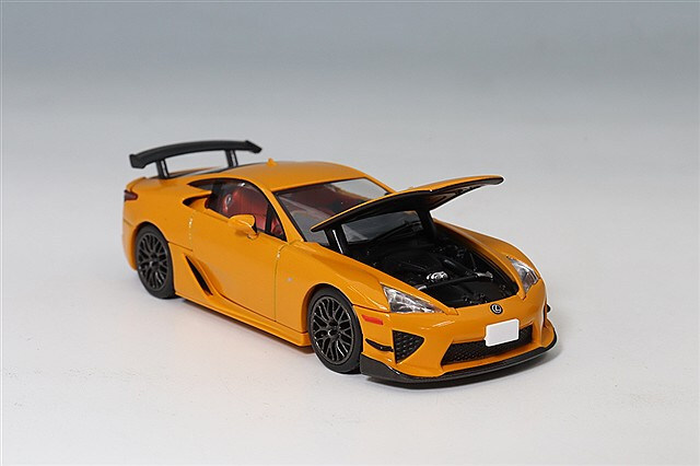 トミカリミテッドヴィンテージ NEO 1/64 レクサス LFA ニュルブルク