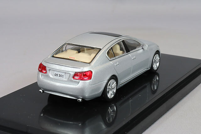 1/43 京商　レクサス　GS450h 左ハンドル仕様　ミニカー　シルバー Amazon | 1/43 京商 LEXUS GS450H レクサスGS ミニカー ホワイト