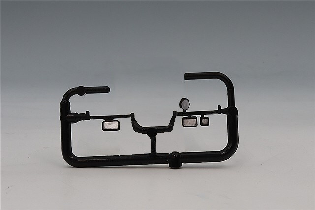 MODEL1 (モデルワン) 1/64 三菱 FUSO ザ・グレート 1986 ホワイト