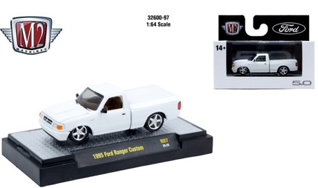 ☆予約品☆ M2マシーン 1/64 32600 シリーズ リリース 97 1BOX6台入
