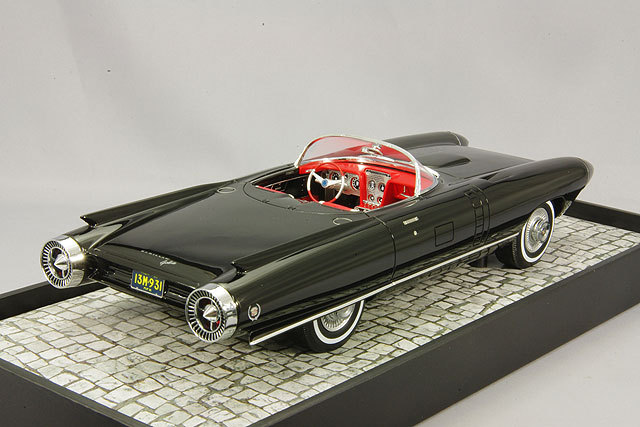 ミニチャンプス 1/18 キャデラック サイクロン XP 74 コンセプト 1959 