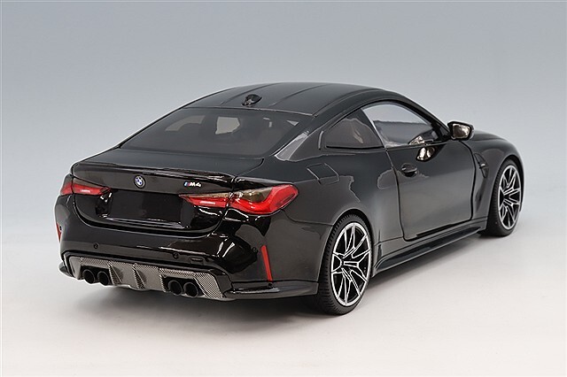 ミニチャンプス 1/18 BMW M4 2024 ブラックメタリック