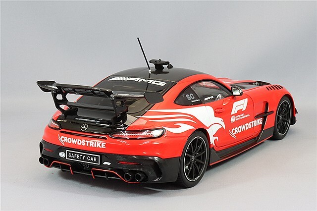 ミニチャンプス 1/18 メルセデス AMG GT ブラックシリーズ 2024 F1