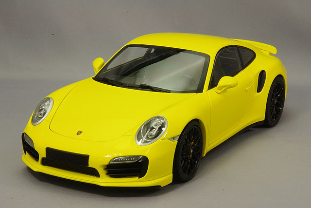 ミニチャンプス 1/18 ポルシェ 911 ターボ S (991) 2013 イエロー 