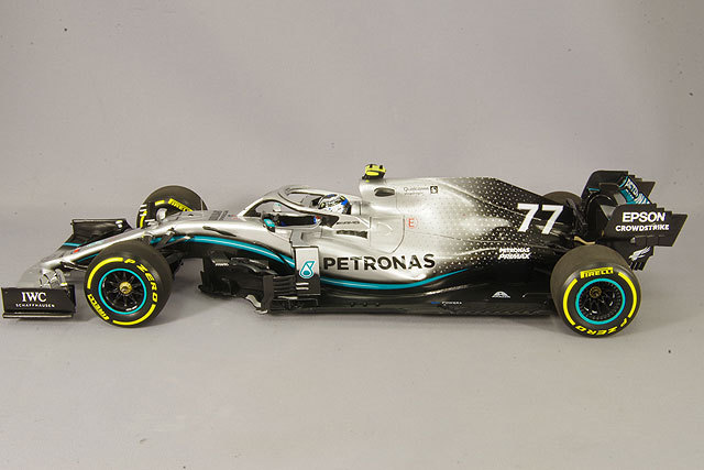ミニチャンプス 1/18 メルセデス AMG ペトロナス F1 W10 EQ パワー+  