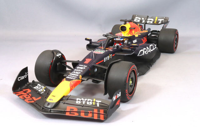 ミニチャンプス 1/18 オラクル レッドブル レーシング RB19 F1 2023 