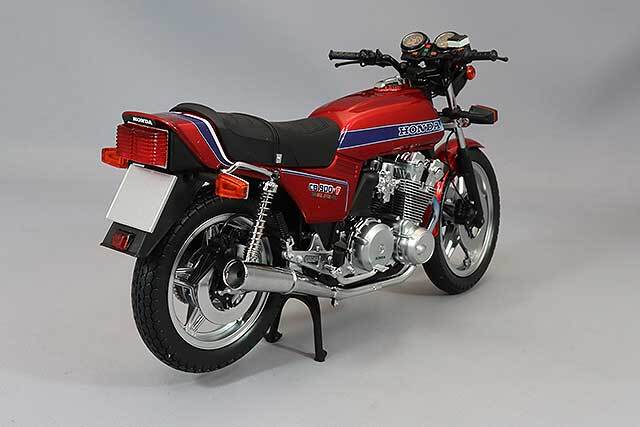 ミニチャンプス 1/12 ホンダ CB 900 F ボルドール 1978 レッド