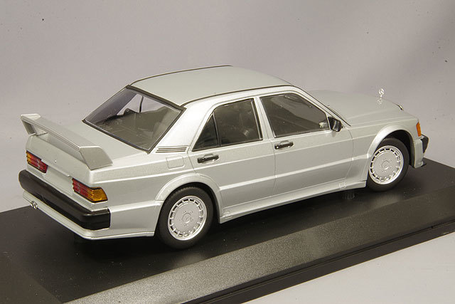 メルセデス―ベンツ190E-25-16Vエンジンシリンダーヘツト販売