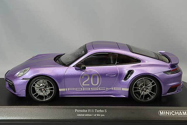 新品未開封 ポルシェ 911 (992) ターボ S クーペ スポーツデザイン 