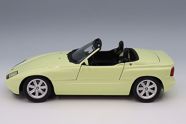 ミニチャンプス 1/18 BMW Z1 1988 イエロー