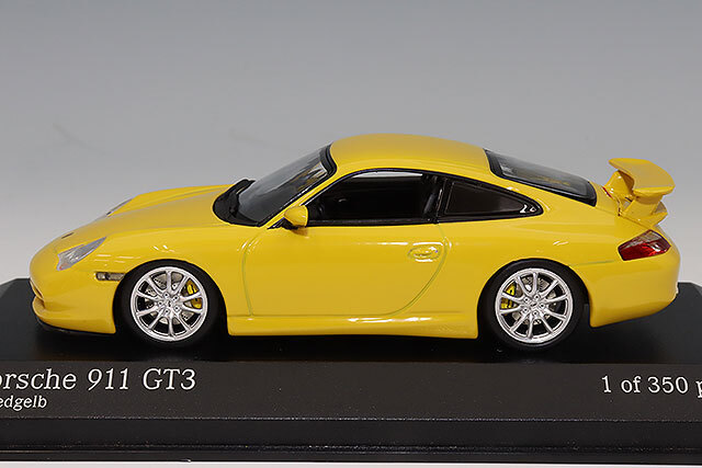 セール商品が満載 ポルシェ 1/43 ミニチャンプス 911 イエロー 2003 GT3 ミニカー