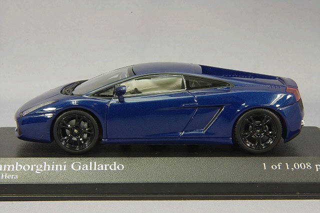 ミニチャンプス 1/43 ランボルギーニ ガヤルド 2006 ブルーメタリック