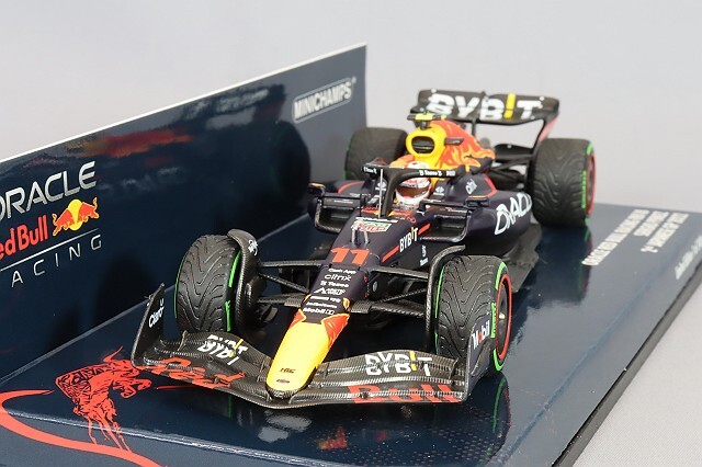 ミニチャンプス 1/43 オラクル レッドブルレーシング RB18 2022