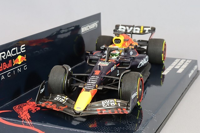 ミニチャンプス 1/43 オラクル レッドブルレーシング RB18 2022 F1