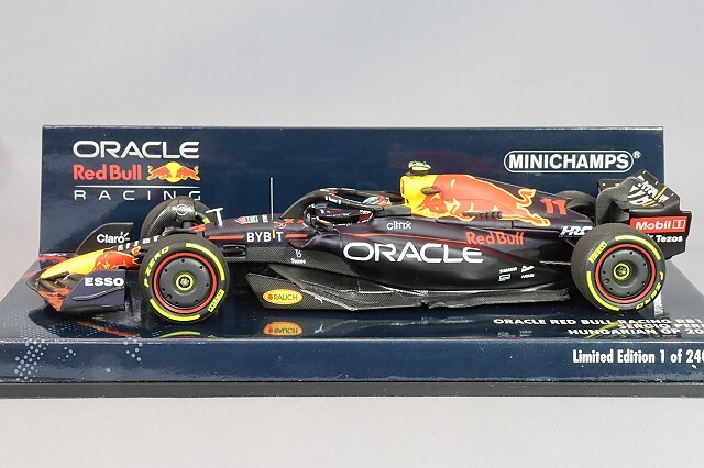 ミニチャンプス 1/43 オラクル レッドブルレーシング RB18 2022 F1