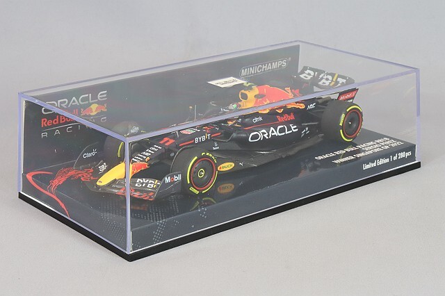 ミニチャンプス 1/43 オラクル レッドブルレーシング RB18 2022 F1