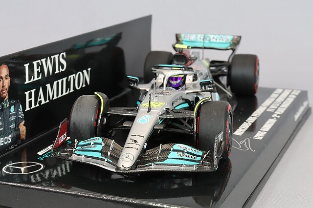 ミニチャンプス 1/43 マクラーレンメルセデス MP4-23 ハミルトン F1 ミニチャンプス 1/43 メルセデス AMG ペトロナス F1チーム W13 E