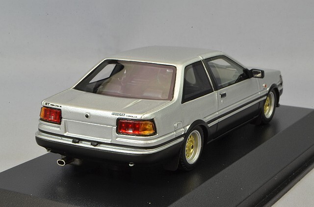 ミニチャンプス 1/43 トヨタ カローラ GT 1984 シルバー ,レジン製,