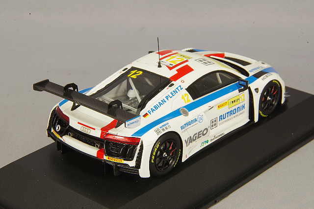 ミニチャンプス 1/43 アウディ R8 LMS 2017 マカオ GTカップ FIA GT