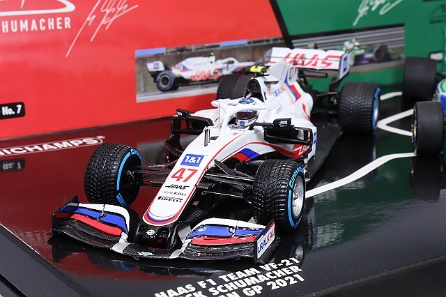ミニチャンプス 1/43 シューマッハ 30周年記念 F1 ベルギーGP 親子2台 