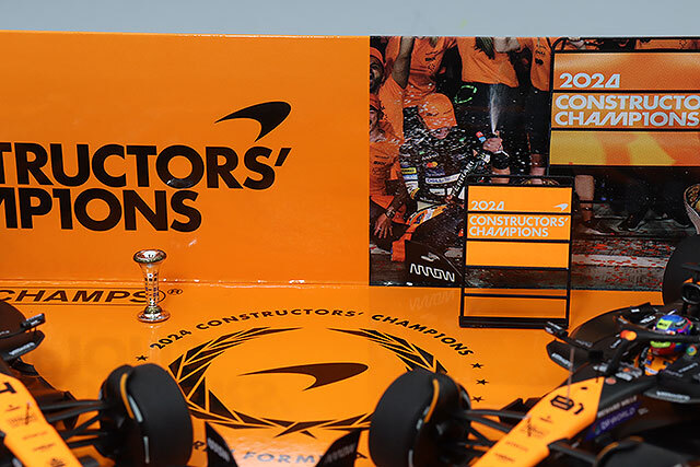 ミニチャンプス 1/43 マクラーレン F1チーム MCL38 ノリス/ピアストリ
