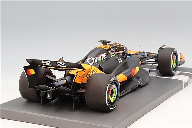 ミニチャンプス 1/18 マクラーレン F1チーム MCL39 2025 F1 中国GP