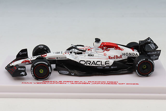 ミニチャンプス 1/64 オラクル レッドブルレーシング RB21 F1 2025