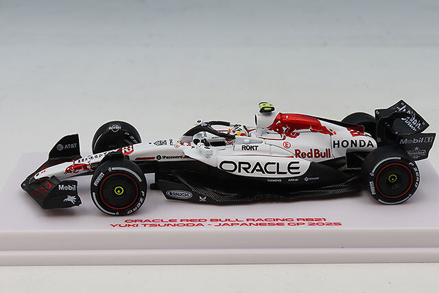 ミニチャンプス 1/64 オラクル レッドブルレーシング RB21 F1 2025