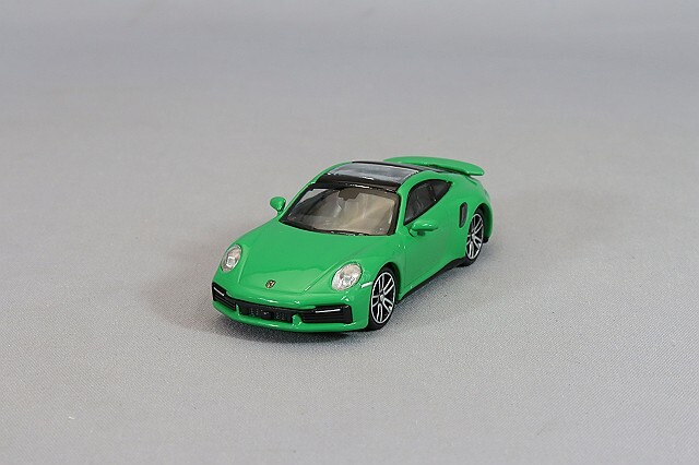 あべしゅん 1/18 ポルシェ 911 (992) S/T #63 1:18 Porsche 911 ST by GT Spirit Review - YouTube