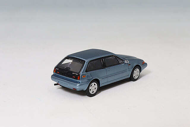 ミニチャンプス 1/87 ボルボ 480 ターボ 1987 ブルーメタリック
