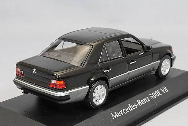 1/43 ミニチャンプス メルセデス ベンツ 500E 1990 ブラック