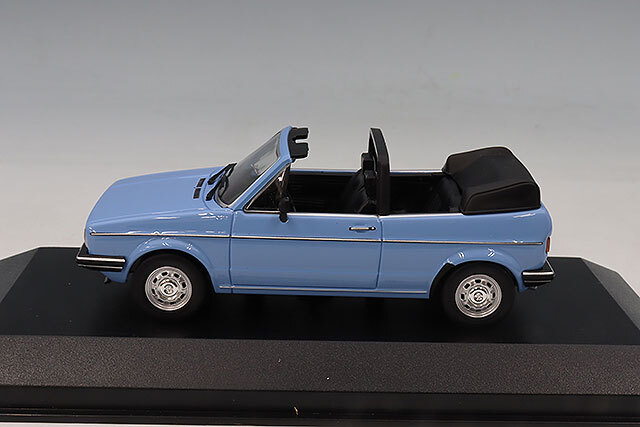 マキシチャンプス 1/43 フォルクスワーゲン ゴルフ I カブリオレ 1979