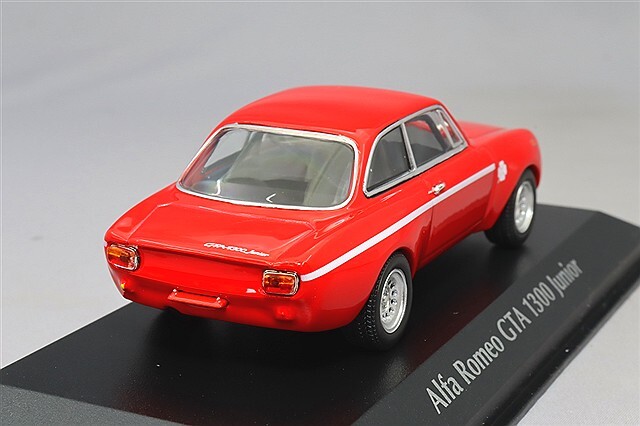 ミニチャンプス アルファロメオ GTA1300 Amazon.co.jp: ☆ ミニチャンプス 1/18 アルファロメオ GTA 1300