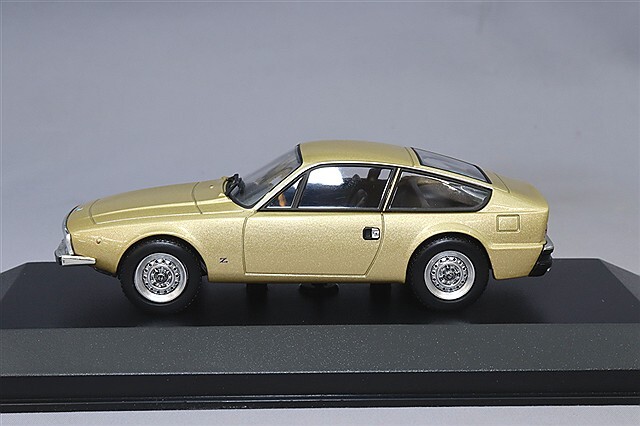 マキシチャンプス 1/43 アルファロメオ 1600 ジュニア Z (115) 1972-75