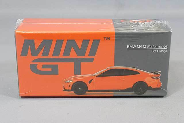 TSM ミニGT 1/64 BMW M4 Mパフォーマンス (G82) ファイヤー