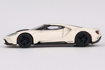 1964 フォードGT プロトタイプヘリテージエディションホワイト チェイスカー AUTOart 1/18 フォード GT '64 プロトタイプ ヘリテージ