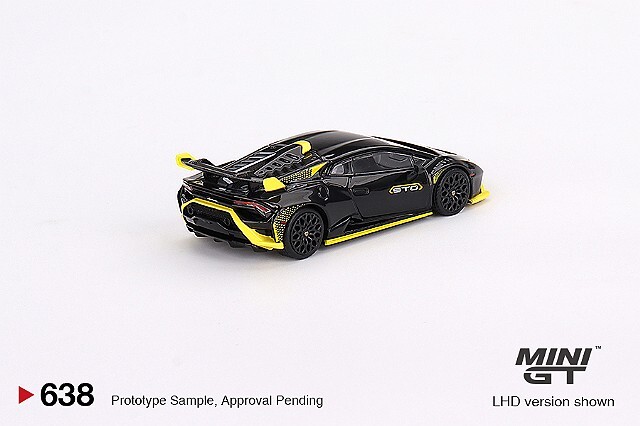 TSM ミニGT 1/64 ランボルギーニ ウラカン STO ネロノクティス (左