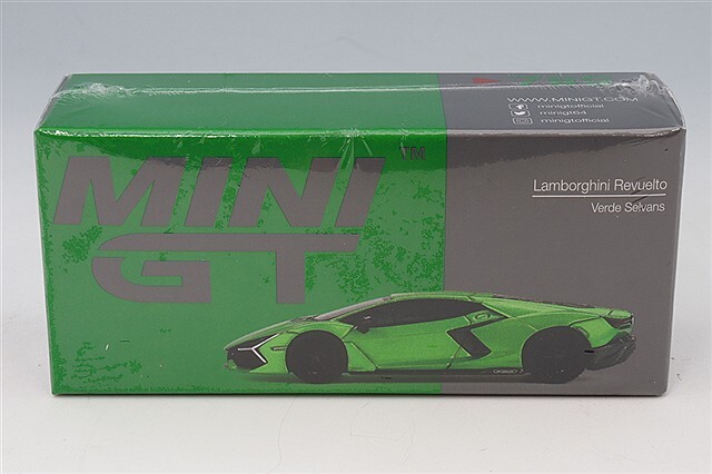 TSM ミニGT 1/64 ランボルギーニ レヴエルト ヴェルデセルヴァンス (左